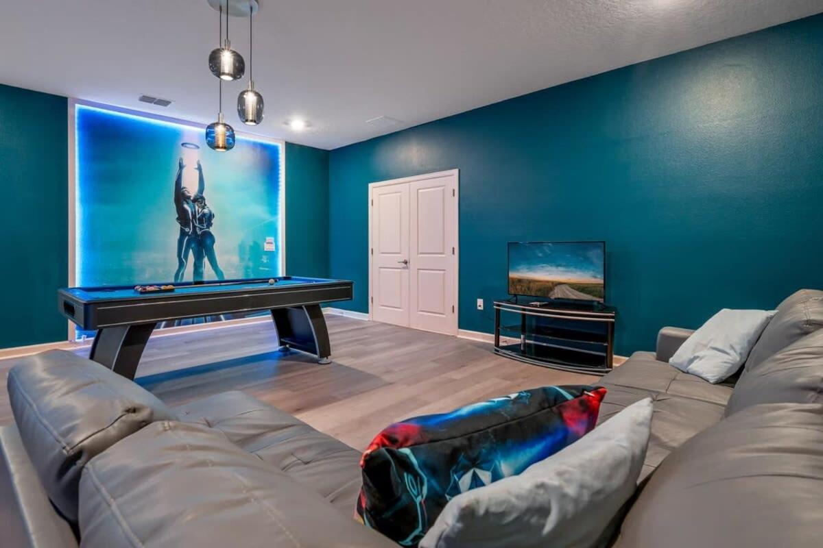 Bliss Themed Game Private Pool *