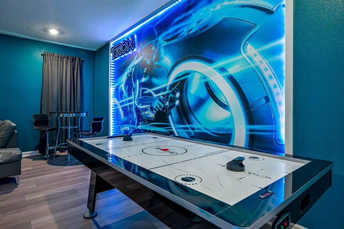 Bliss Themed Game Private Pool